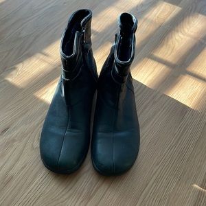 Leather boots